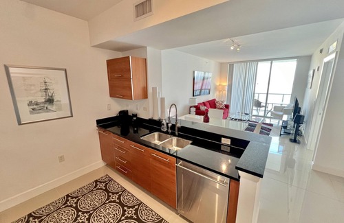 Edgewood Condo | Villa Oasis