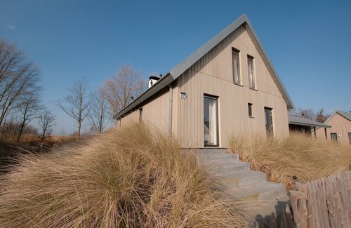 Tholen House | Villa Oesterdam | Sleeps 12 persons