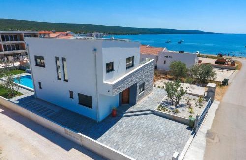 Sukosan Villa | Villa Olea with heated pool and jacuzzi