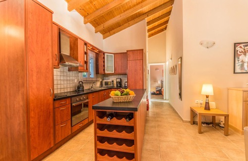 Afra Villa | Villa Oleander - Relaxing - Secluded - Private - Tranquil