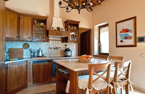 Velletri Villa | Villa Olive Garden Spa Retreat - Luxe Estate