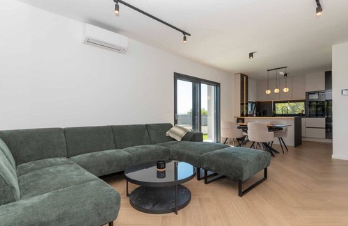 Lovrec Villa | Villa Olive Residence with private Pool, near Makarska