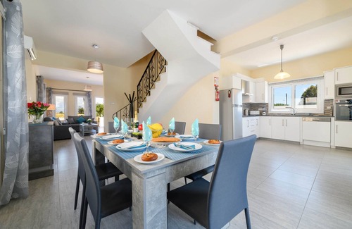 Xylofagou Villa | Villa Olivia - 3 bedroom villa ideal for relaxed family holidays