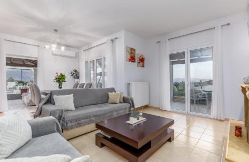 Gazatika Villa | VILLA OLIVIA CORFU - Amazing sea-view 3 bedroom villa with a pool