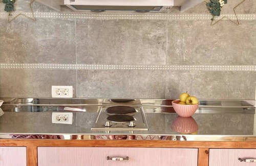 Seoca Villa | Villa Oliviya Budva - pink house