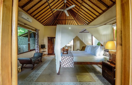 Jasri Resort | Villa Ombak a Private Villa Facing the Ocean.
