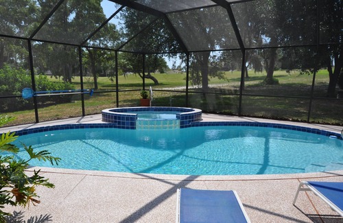 Spring Hill Villa | Villa On A Stunning Golf Course With Own Heated Pool Close To Beach/Restaurants