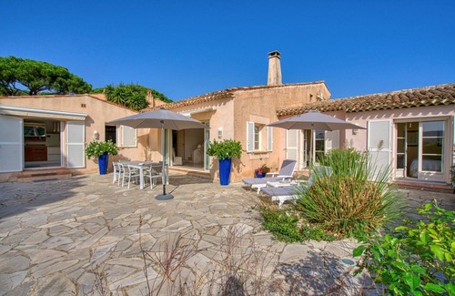 Cote d'Azur- French Riviera Villa | Villa On The Beach Road