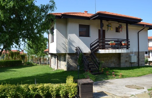 Kosharitsa Apartment | Villa on the Black Sea* Bulgaria! Luxury self catering holiday villa