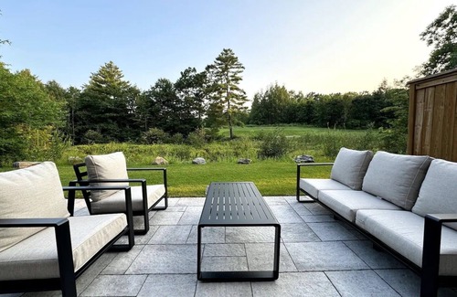 Gravenhurst Villa | Villa On The Green - Muskoka Bay Resort, Ranked Ontario's #1 Golf Course
