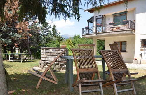 Serre-Poncon Val d'Avance Villa | Villa on wooded grounds with parking and electric vehicle charging point