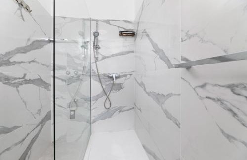 Povile Villa | Villa Opera