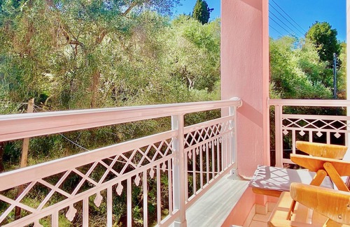 Agia Pelagia Chlomou Apartment | Villa Ourania - Studio 4 garden view