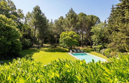 Carpentras Villa | Villa Oustal Park 4500 m2 Heated swimming pool Near Ventoux Via Venaissia