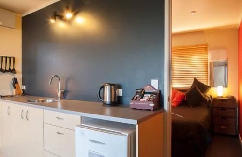 Omiha Apartment | Villa Pacifica-Unit2-Free car/transfers