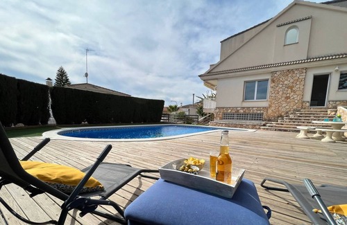 Roda de Bara Villa | Villa Palmeral- Piscina, Gran Jardin, BBQ, Parking