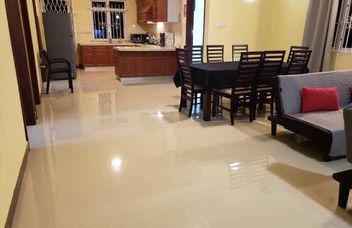 Pereybere Villa | Villa Palmira with swimming pool -5 mins walk from Pereybere Beach