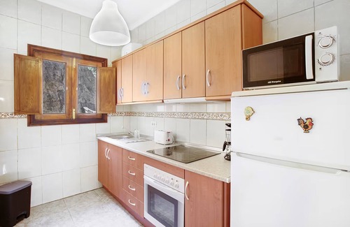 Galdar Villa | Villa Palomino - Sleeps 4 - Parking - Pet Friendly