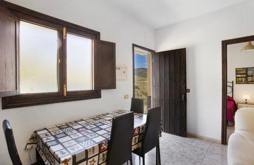 Galdar Villa | Villa Palomino - Sleeps 6 - Parking - Pet Friendly