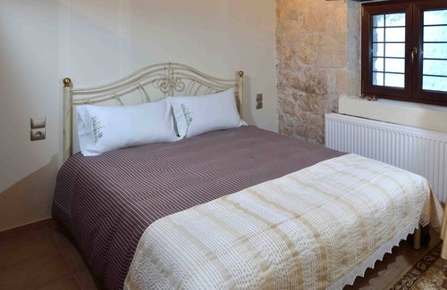 Ayios Thomas House | ''Villa Pannona'' in the center of crete
