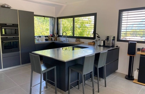 La Roche-sur-Foron Villa | Villa "Panorama" with pool and indoor spa