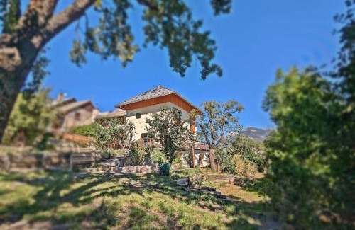 Puy-Saint-Andre House | Villa Panorama - 120m2, 8 pax, 6mn des pistes, rénové, plein sud