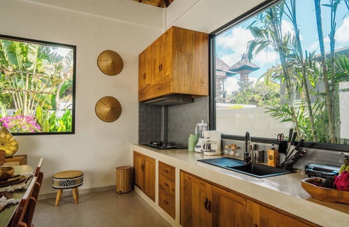 Ubud City-Centre House | Villa Panthea Ubud Bali Luxury villa with jungle view