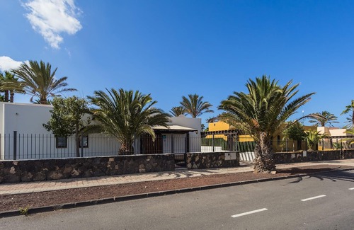Corralejo Villa | Villa Papagayo - Three Bedroom Villa, Sleeps 6