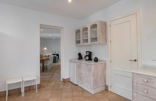 Benalup-Casas Vieja House | Villa 'Par' with Private Pool, Wi-Fi and Air Conditioning