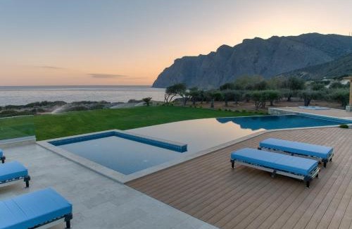Pefki Villa | Villa Paradiso