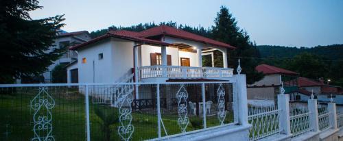 Almopia House | Villa Paradisos