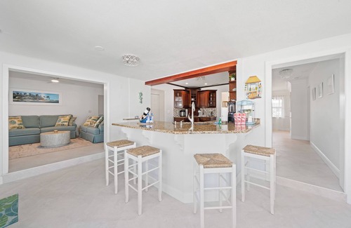 Seacoast Shores House | Villa Paradisus. Heated Pool! 6 min to the beach