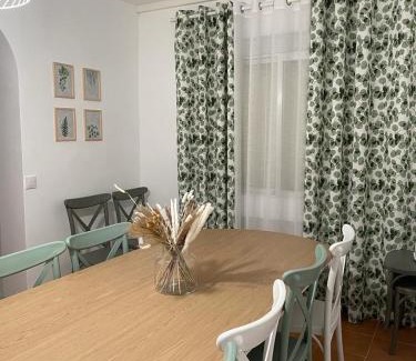 Cazalegas House | Villa Paraiso
