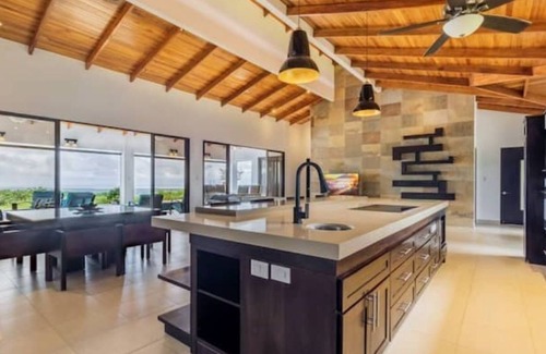 Chontales Villa | Villa Paraiso -Luxury Ocean View Retreat