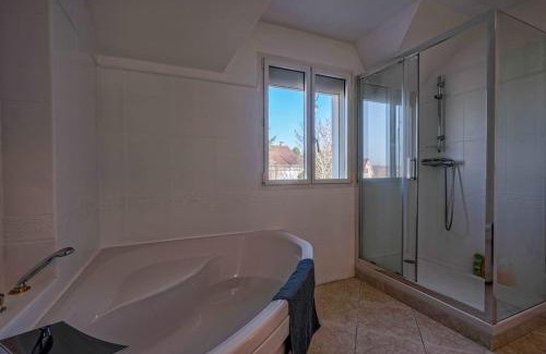 Montevrain Villa | Villa Paris Garden - 15 minutes de Disneyland Paris