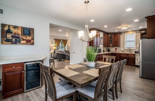 Lombard House | Villa Park Rentaln