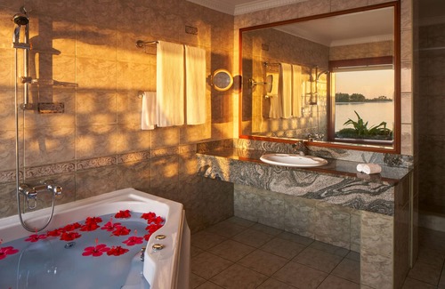 Nalaguraidhoo Resort | Villa Park Sun Island Resort