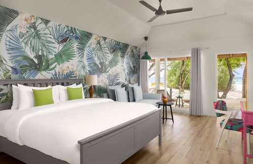 Nalaguraidhoo Resort | Villa Park Sun Island Resort