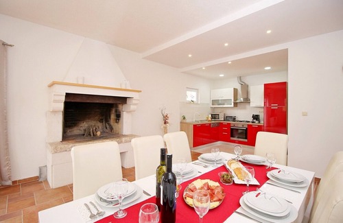 Omis Villa | Villa Pasika private 31m2 pool, summer kitchen with BBQ