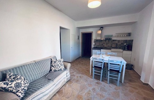 Kefalari Apartment | Villa Pasithea: Family-Friendly Seaside Bliss in the Heart of the Peloponnese!