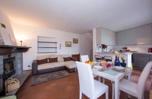 Acquaseria House | Villa Patricia, San Siro, Italy