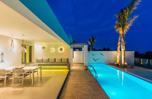 Gennadi Villa | Villa Pefko