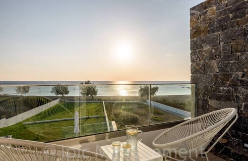Fragkokastello Villa | Villa Pelagia Seafront Villa Pelagia Superb New Listing2021