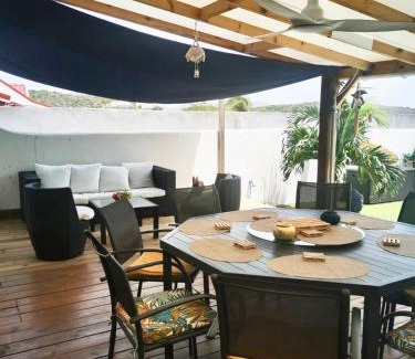 Oyster Pond House | VILLA PELICAN