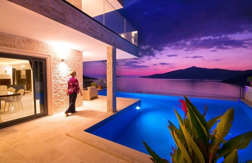 Kalkan House | Villa Pelin Luxury 5 bedroom with Heated pool & spectacular views