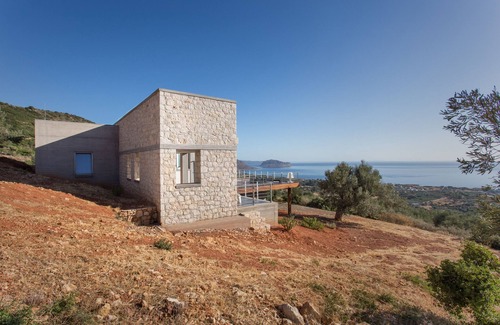 Monemvasia Villa | Villa Pelmon in Monemvasia with private pool and s
