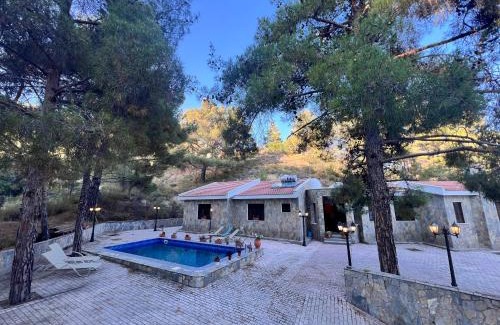Platres Villa | VILLa PENELOPE