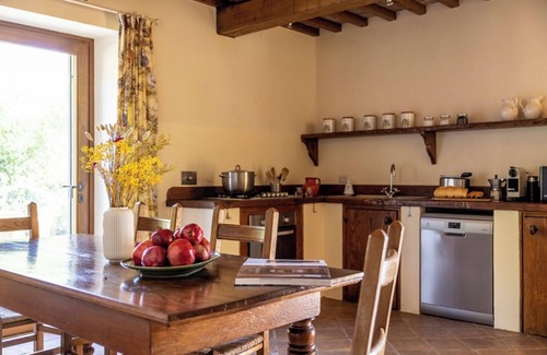 Montelaguardia Villa | Villa Penelope - Private villa with heated pool