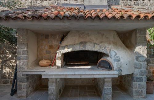 Perast Villa | Villa Perastian Thriton