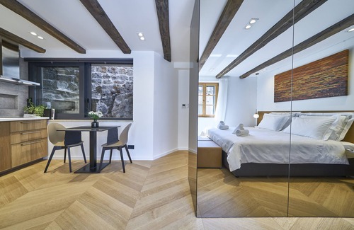 Sibenik Old Town House | Villa Pergola